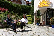 Brigitte und Johann Mauracher leiten das Ayurveda Resort und Spa Hotel Sonnhof (Foto: Marikka-Laila Maisel)